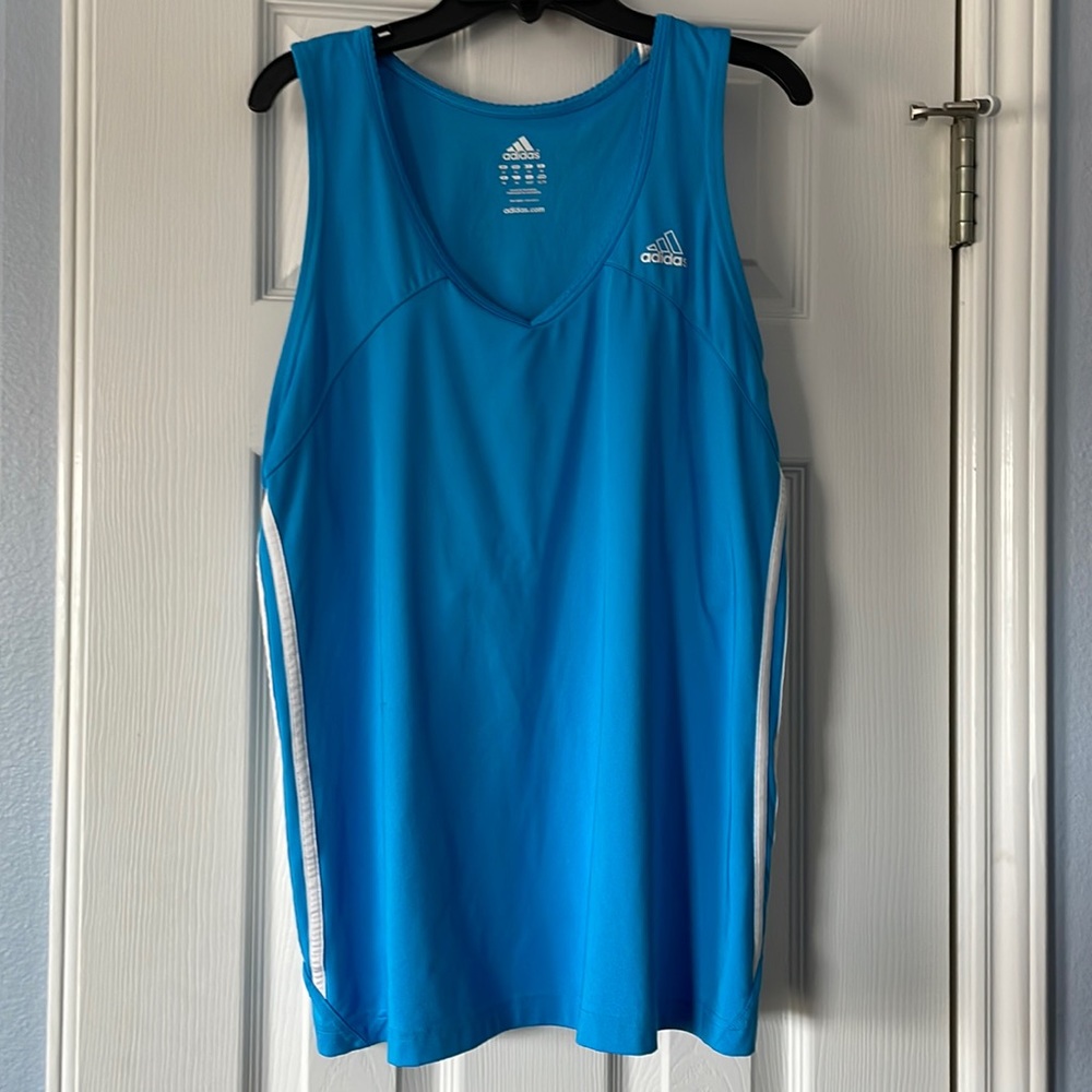Adidas tank w/ shelf bra